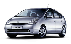 Toyota Prius II Хэтчбек