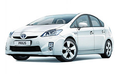 Toyota Prius III Хэтчбек