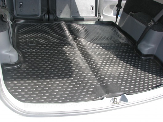 Автомобильный коврик Element NLC.48.38.G14 в багажник Toyota Ipsum 2001– 2007 г., черный