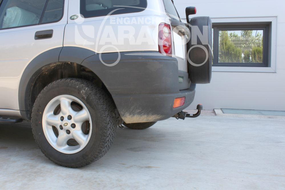 Фаркоп Aragon E3503AA Land Rover Freelander, 1998-2003, 2004-2007