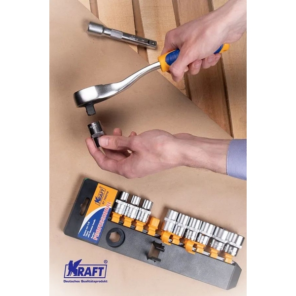 Набор автоинструментов Kraft KT700318