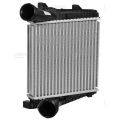 Luzar LRIC1856 интеркулера (онв) VW Touareg (02-)/Touareg (10-) 3.0D/4.2D/3.0T правый