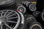 Компания Hankook для своих шин позаимствовала технологии Vibram